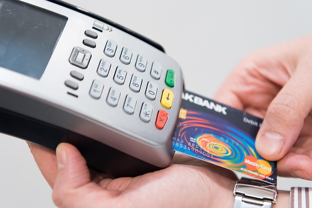 ahmadardity-credit-card-machine-4577769_640.jpg